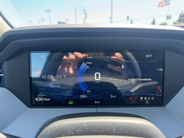 2027 Chevrolet Bolt FWD 4dr RS