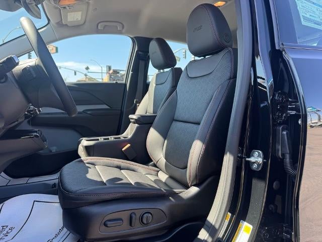 2027 Chevrolet Bolt FWD 4dr RS