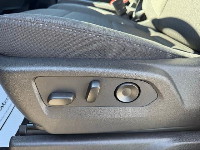 2026 Chevrolet Silverado 2500 HD Crew Cab Standard Box 4-Wheel Drive Custom