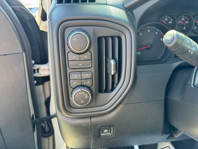 2026 Chevrolet Silverado 2500 HD Crew Cab Standard Box 4-Wheel Drive Custom