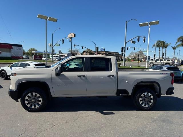 2026 Chevrolet Silverado 2500 HD Crew Cab Standard Box 4-Wheel Drive Custom
