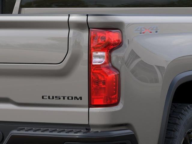 2026 Chevrolet Silverado 2500 HD Crew Cab Standard Box 4-Wheel Drive Custom