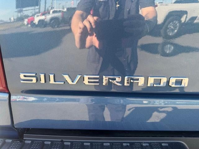 2026 Chevrolet Silverado 2500 HD Crew Cab Standard Box 4-Wheel Drive Custom