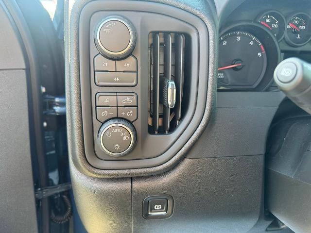 2026 Chevrolet Silverado 2500 HD Crew Cab Standard Box 4-Wheel Drive Custom