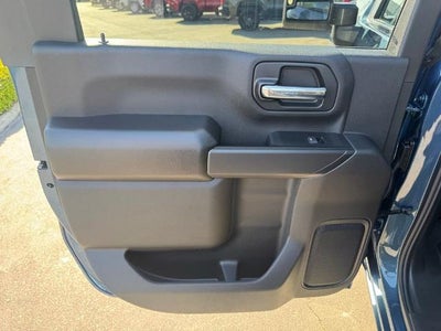 2026 Chevrolet Silverado 2500 HD Crew Cab Standard Box 4-Wheel Drive Custom