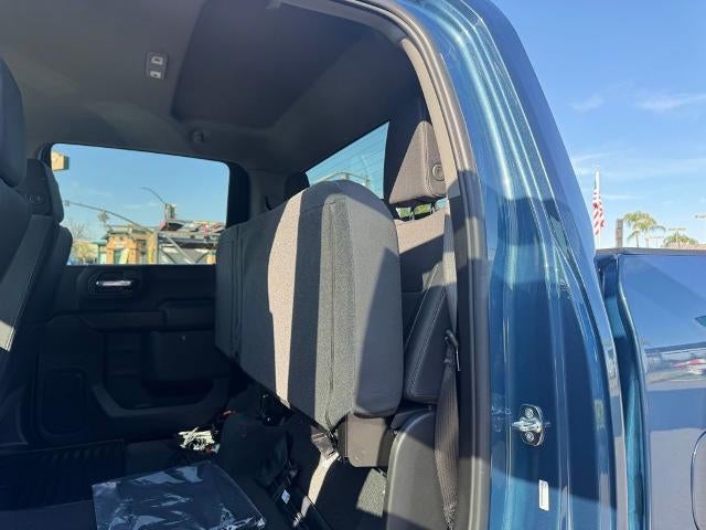 2026 Chevrolet Silverado 2500 HD Crew Cab Standard Box 4-Wheel Drive Custom