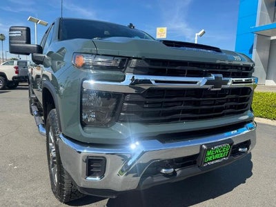 2026 Chevrolet Silverado 2500 HD Crew Cab Standard Box 4-Wheel Drive LT