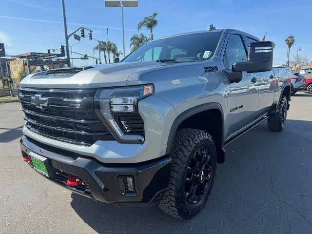 2026 Chevrolet Silverado 2500 HD Crew Cab Standard Box 4-Wheel Drive LTZ