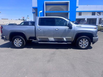 2026 Chevrolet Silverado 2500 HD Crew Cab Standard Box 4-Wheel Drive High Country