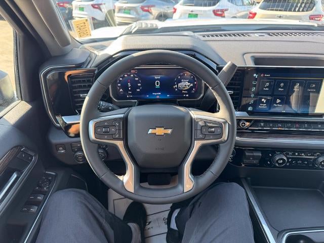2026 Chevrolet Silverado 3500 HD Crew Cab Long Box 4-Wheel Drive LT
