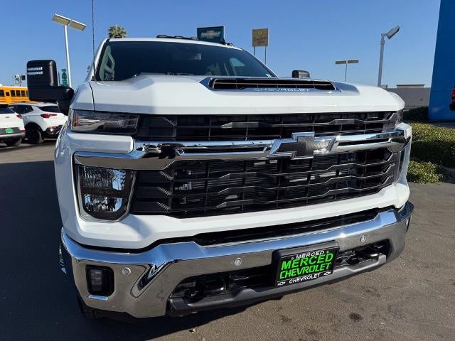 2026 Chevrolet Silverado 3500 HD Crew Cab Long Box 4-Wheel Drive LT