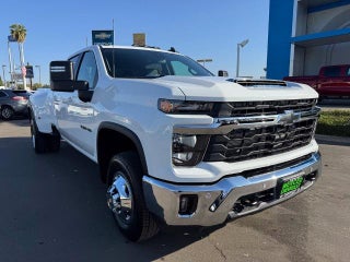 2026 Chevrolet Silverado 3500 HD Crew Cab Long Box 4-Wheel Drive LT