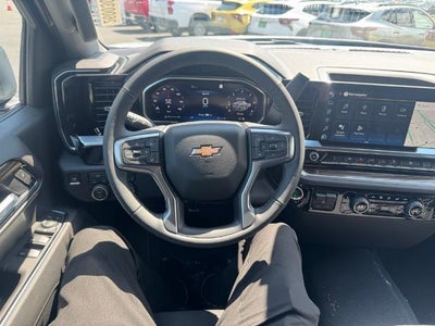 2026 Chevrolet Silverado 1500 Crew Cab Short Box 4-Wheel Drive LT 2FL