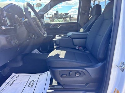 2026 Chevrolet Silverado 1500 Crew Cab Short Box 4-Wheel Drive LT 2FL