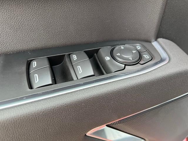 2026 Chevrolet Silverado 1500 Crew Cab Short Box 4-Wheel Drive LT 2FL