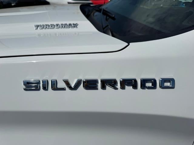 2026 Chevrolet Silverado 1500 Crew Cab Short Box 4-Wheel Drive LT 2FL