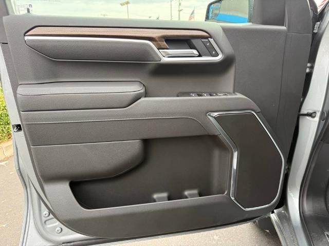 2026 Chevrolet Silverado 1500 Crew Cab Short Box 4-Wheel Drive LT 2FL