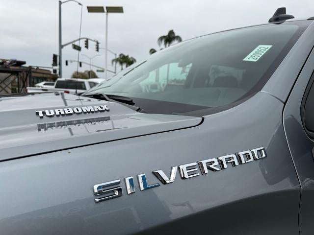 2026 Chevrolet Silverado 1500 Crew Cab Short Box 4-Wheel Drive LT 2FL