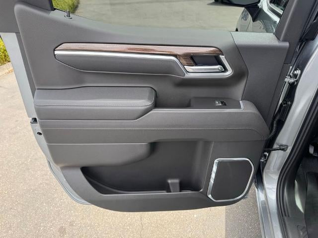 2026 Chevrolet Silverado 1500 Crew Cab Short Box 4-Wheel Drive LT 2FL