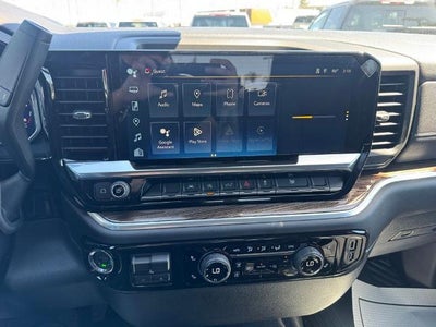 2026 Chevrolet Silverado 1500 Crew Cab Short Box 4-Wheel Drive LT 2FL