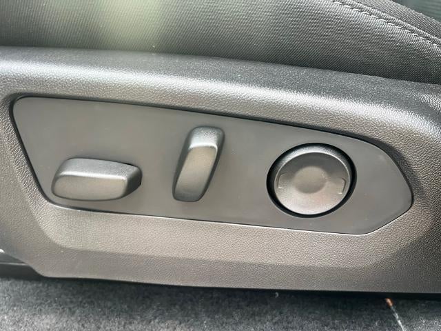 2026 Chevrolet Colorado Crew Cab Short Box 2-Wheel Drive LT