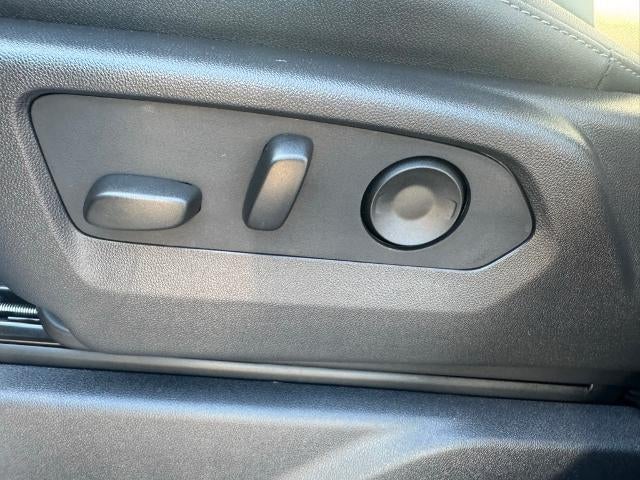 2025 Chevrolet Silverado 1500 Crew Cab Short Box 4-Wheel Drive RST