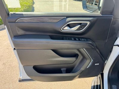 2022 GMC Yukon XL SLT