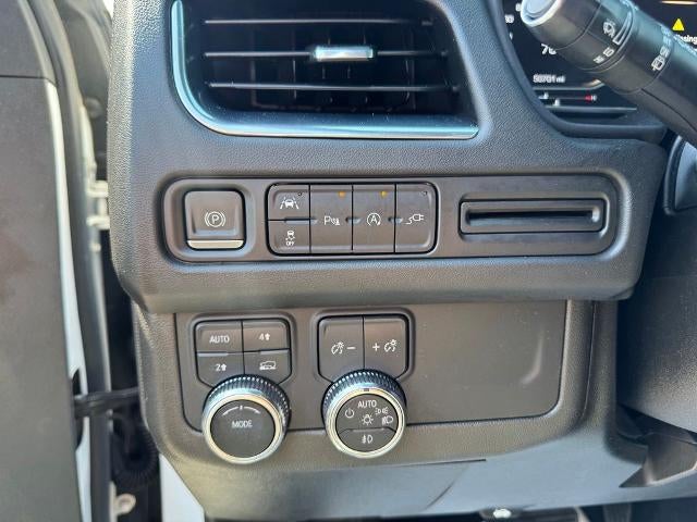 2022 GMC Yukon XL SLT