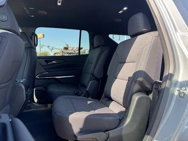 2027 Chevrolet Traverse LT w/1LT