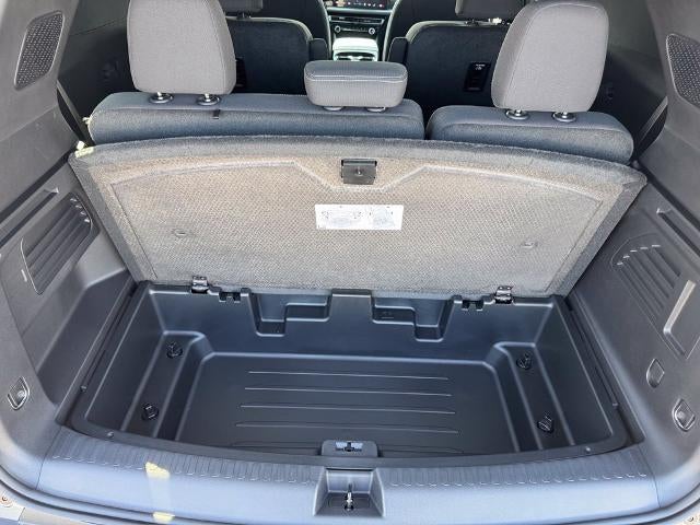 2027 Chevrolet Traverse LT w/1LT