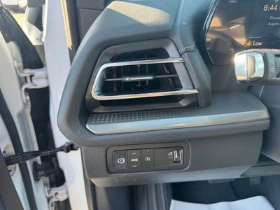 2027 Chevrolet Traverse LT w/1LT