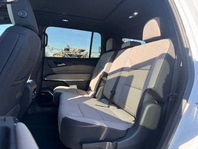 2027 Chevrolet Traverse LT w/1LT