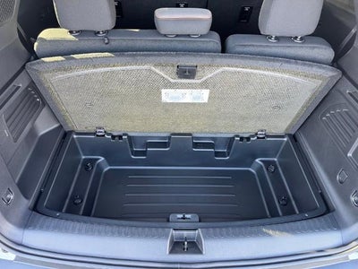 2027 Chevrolet Traverse LT w/1LT