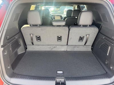 2027 Chevrolet Traverse LT w/1LT