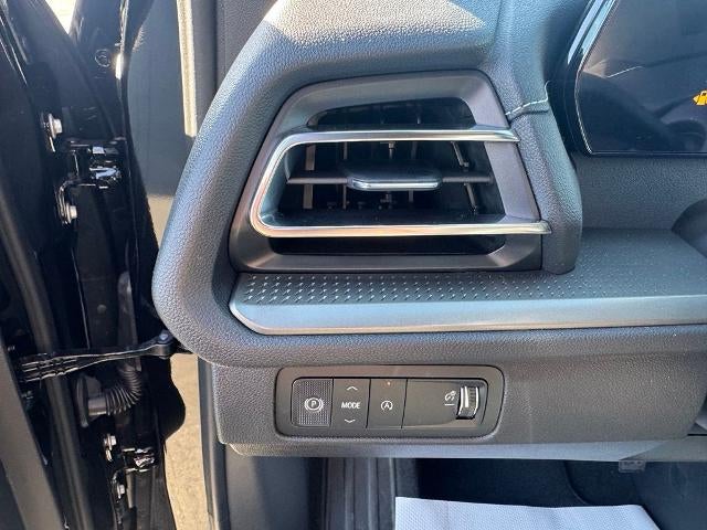 2027 Chevrolet Traverse LT w/1LT