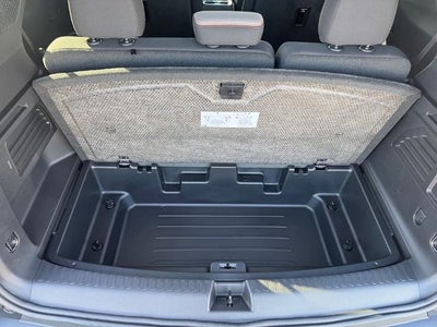 2027 Chevrolet Traverse LT w/1LT