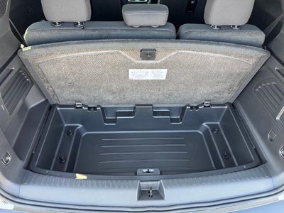 2027 Chevrolet Traverse LT w/1LT
