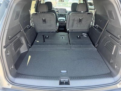2027 Chevrolet Traverse LT w/1LT