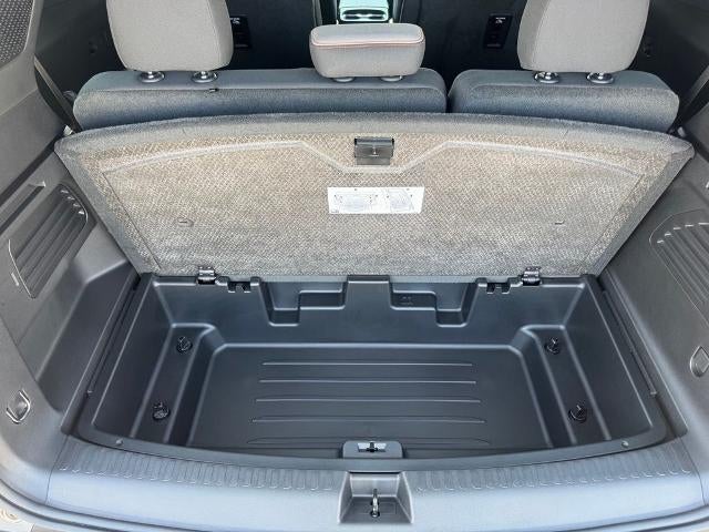 2027 Chevrolet Traverse LT w/1LT