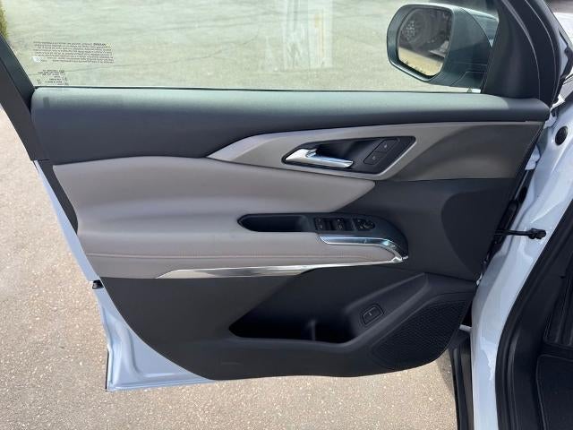 2027 Chevrolet Traverse LT w/1LT