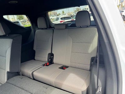 2027 Chevrolet Traverse LT w/1LT