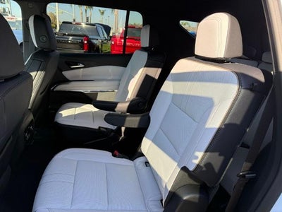 2026 Chevrolet Traverse High Country w/1LZ