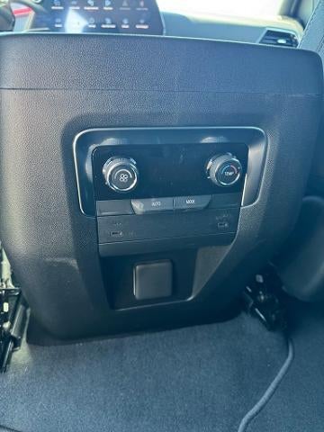 2026 Chevrolet Suburban 4WD LS