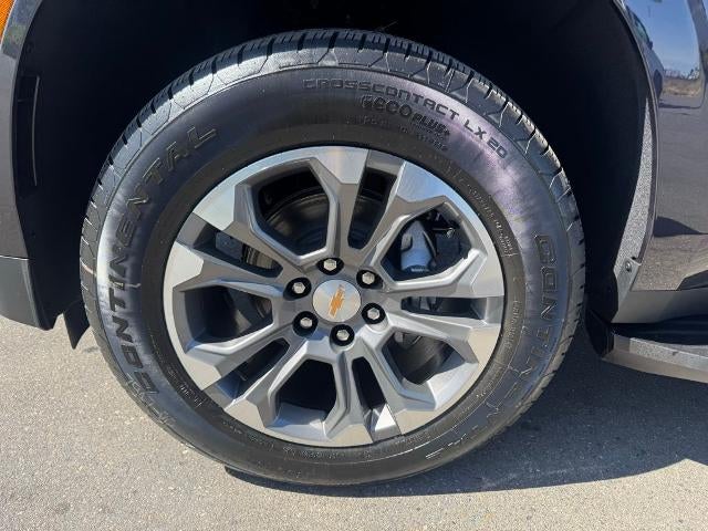 2026 Chevrolet Suburban 4WD LT