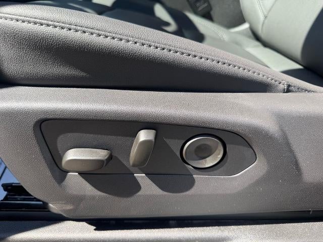 2026 Chevrolet Suburban 4WD LT