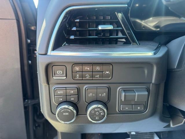 2026 Chevrolet Suburban 4WD LT