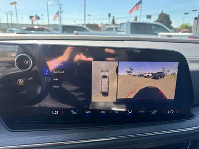 2026 Chevrolet Suburban 4WD LT