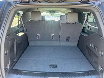 2026 Chevrolet Suburban 4WD LT