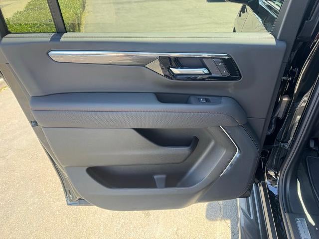 2026 Chevrolet Suburban 4WD RST
