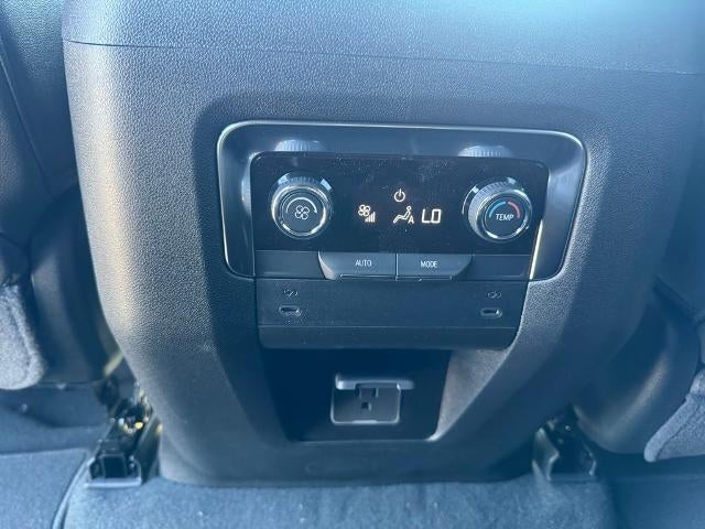 2026 Chevrolet Suburban 4WD RST